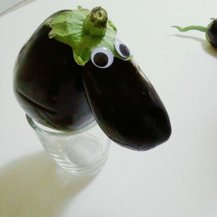 Ms Aubergine