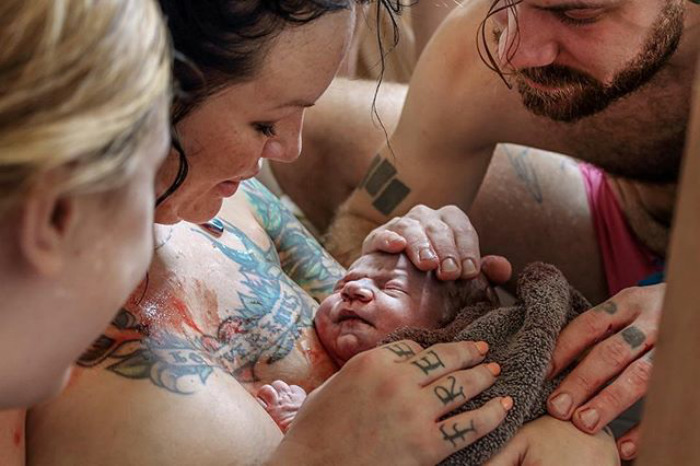 Here's Our First Moments With Baby, Big Sister, And Dad. Everyone's Crying