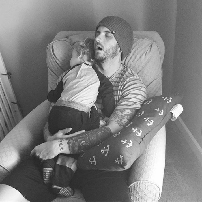 A Huge Shoutout To This Guy Who Is Trying So Hard To Take Care Of A Post Surgery Wife Who Can't Lift Anything Or Help With The Kids, A Toddler With Fever, Croupy Cough, And Runny Nose And A 5-year-old Who Never Stops Talking