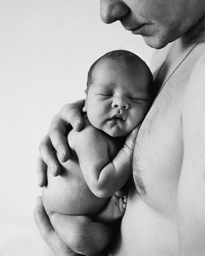 Skin To Skin Promote And Helps Bonding And Love And Is For Dads Too