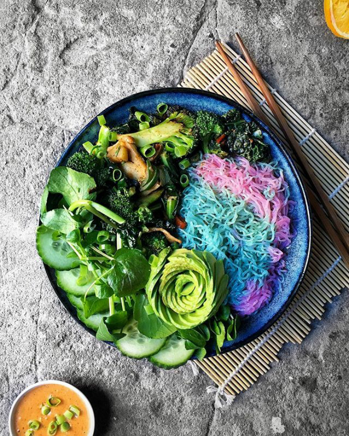 Colourful-unicorn-noodles