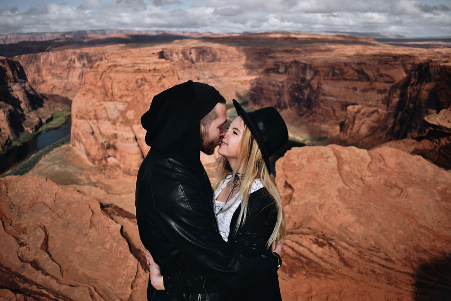 Couple Travels To The Usa And Makes An Amazing Video About It