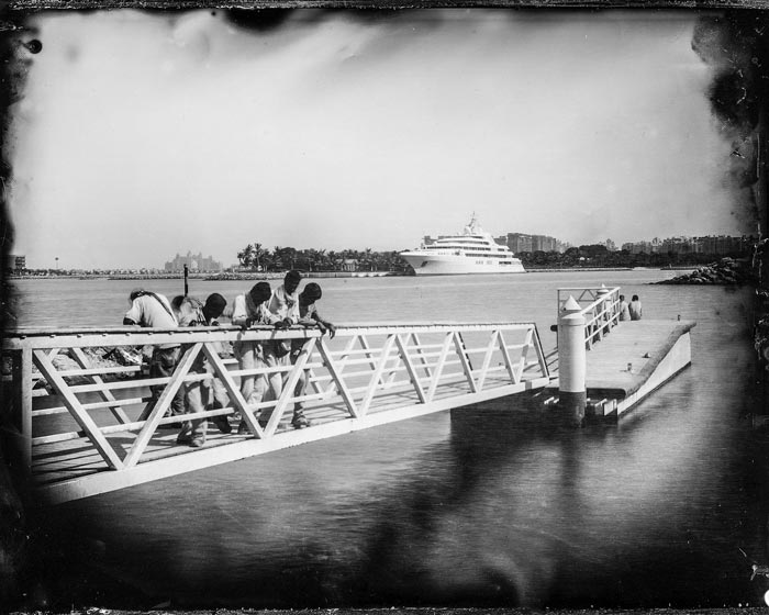 Couple Uses A Retro Process To Photograph Dubai Couple Uses A Retro Process To Photograph Dubai