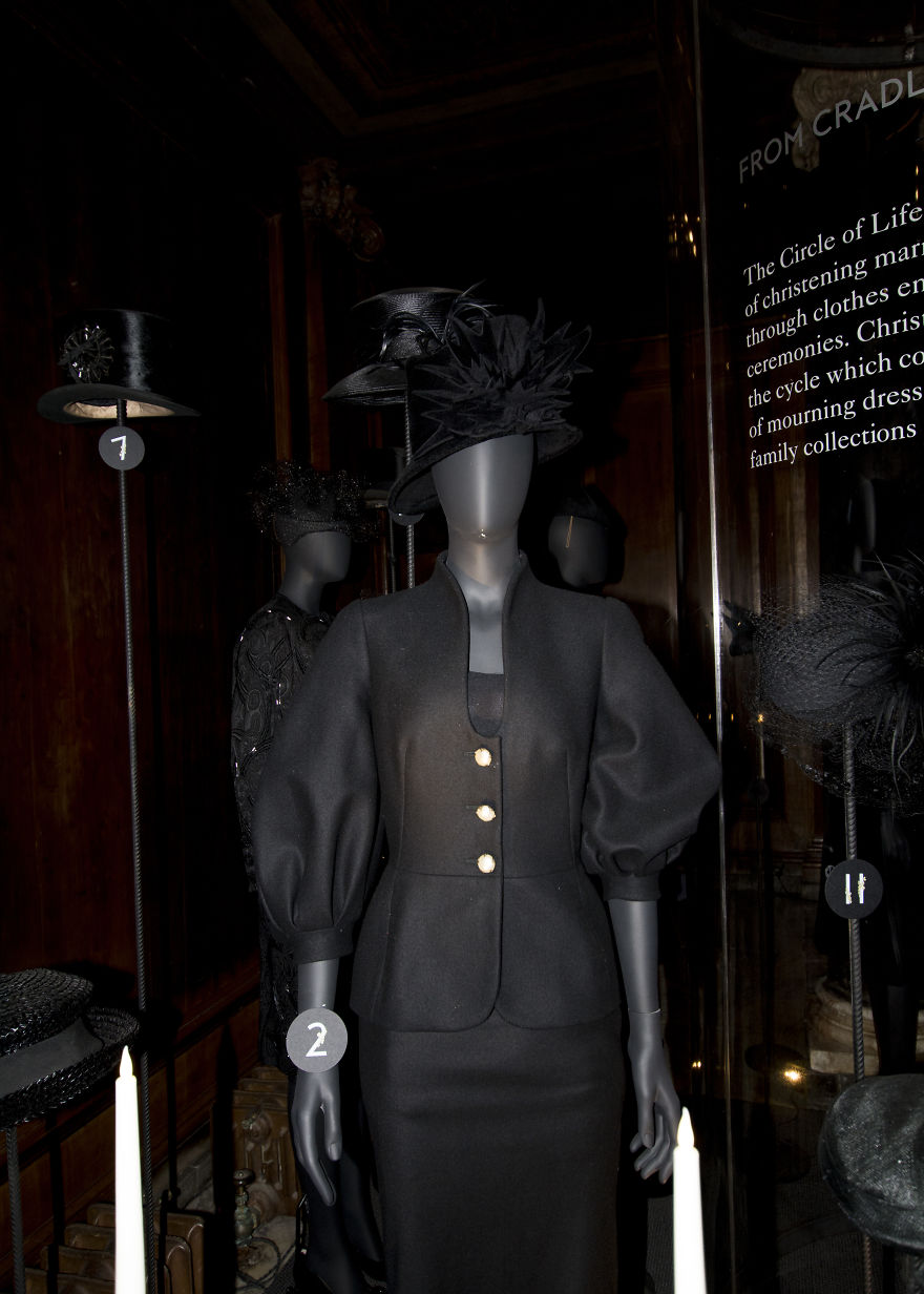 I Photographed 5 Centuries Of Fashion At Chatsworth House I Photographed 5 Centuries Of Fashion At Chatsworth House
