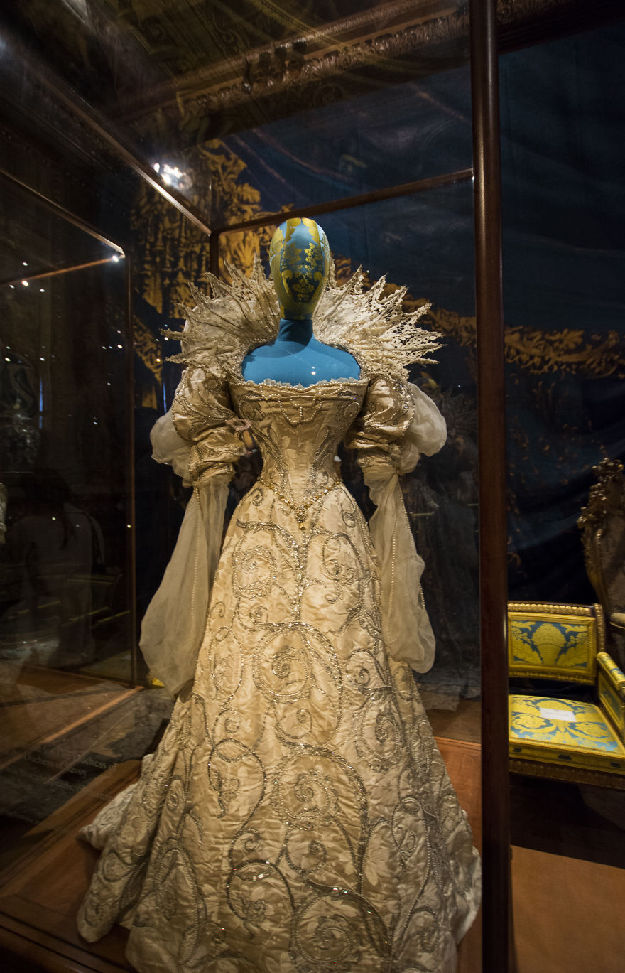 I Photographed 5 Centuries Of Fashion At Chatsworth House I Photographed 5 Centuries Of Fashion At Chatsworth House