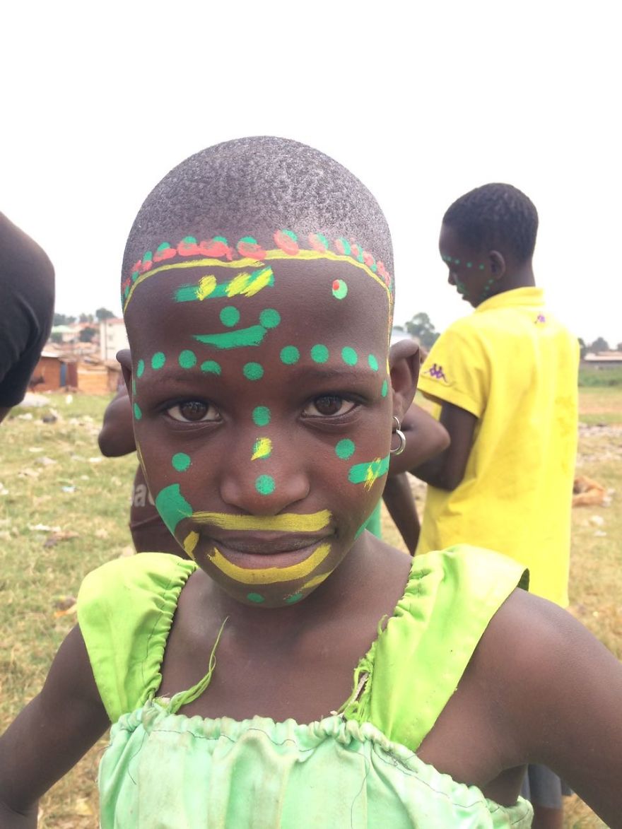 Went To Do A Wall Drawing End Up Making Tribal Face Painting In Uganda. Went To Do A Wall Drawing End Up Making Tribal Face Painting In Uganda.