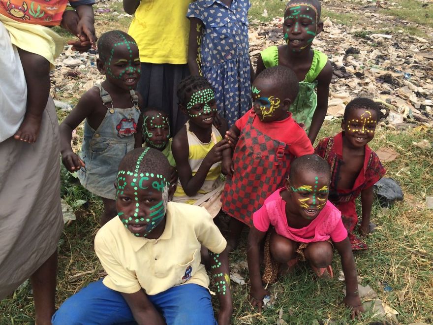 Went To Do A Wall Drawing End Up Making Tribal Face Painting In Uganda. Went To Do A Wall Drawing End Up Making Tribal Face Painting In Uganda.