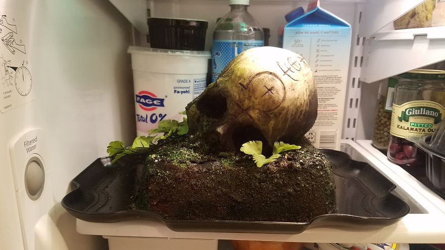 I Made A Skull Cake And Brought It To Work To Scare My Coworkers I Made A Skull Cake And Brought It To Work To Scare My Coworkers