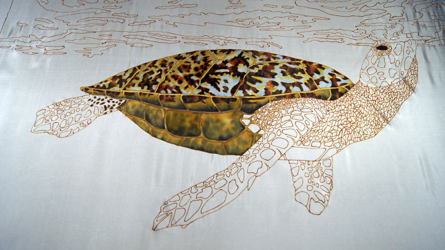 Spilt Water Ends Up Creating A New Batik Painting Style