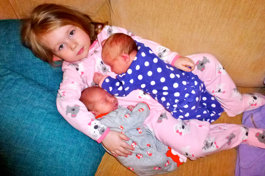When My Children Show Their Love For One Another: The Upside To Having 3 Little Kids