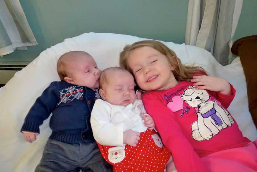 When My Children Show Their Love For One Another: The Upside To Having 3 Little Kids