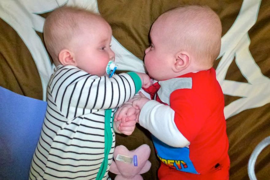 When My Children Show Their Love For One Another: The Upside To Having 3 Little Kids