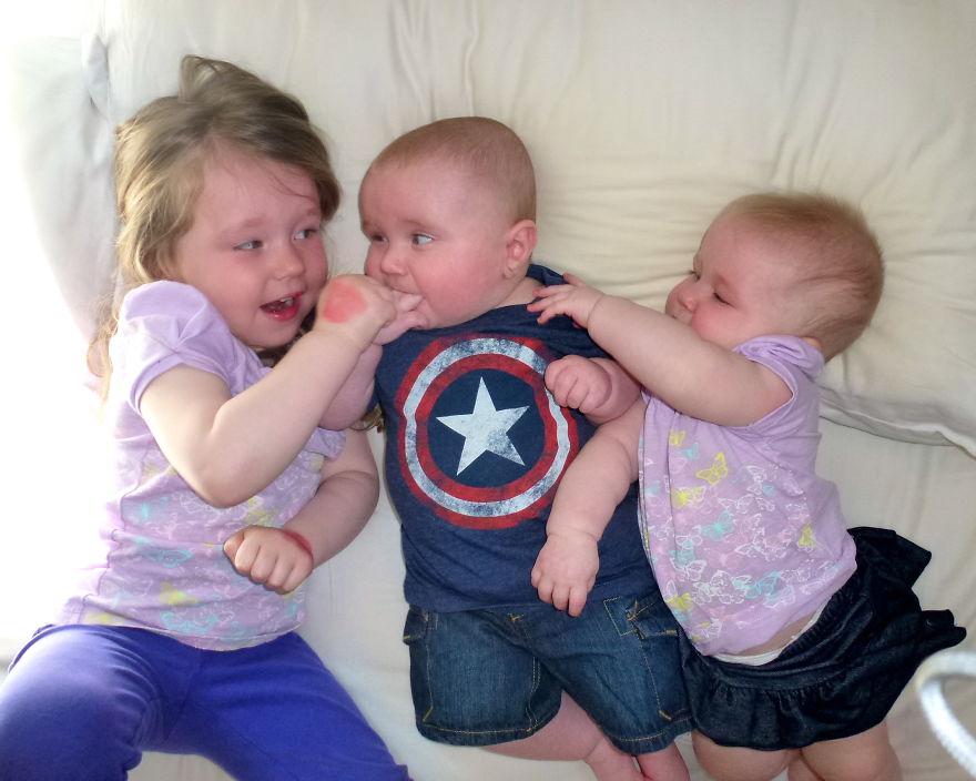 When My Children Show Their Love For One Another: The Upside To Having 3 Little Kids