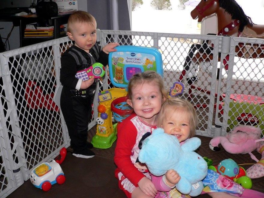 When My Children Show Their Love For One Another: The Upside To Having 3 Little Kids