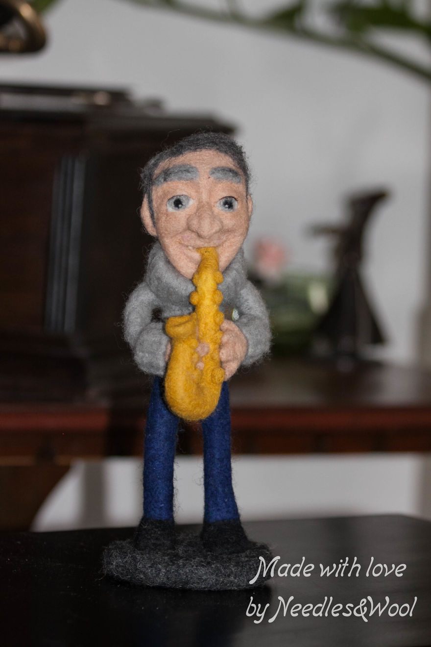 Woolen Sculptures Made With Lots Of Love Woolen Sculptures Made With Lots Of Love