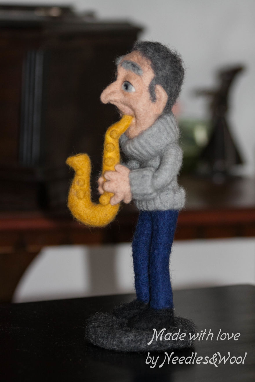Woolen Sculptures Made With Lots Of Love