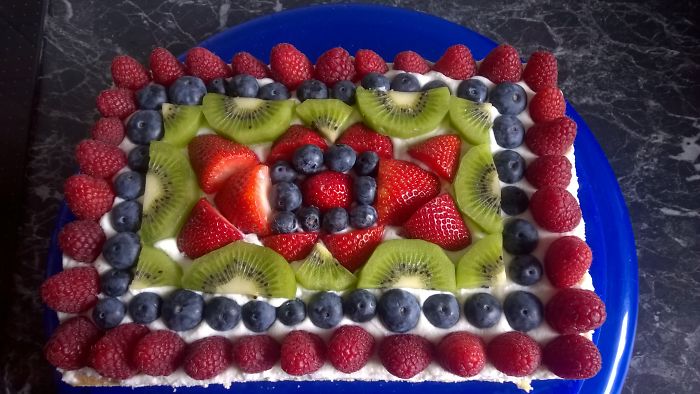 A Cake For No Reason. Vanilla Cream And Fruits. Tasty :)