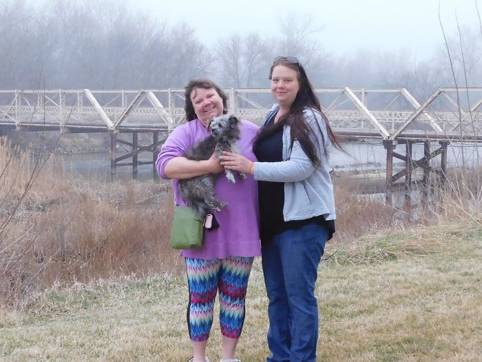 This Dog Was Tied To A Dumpster And Left With A Sad Note This Dog Was Tied To A Dumpster And Left With A Sad Note