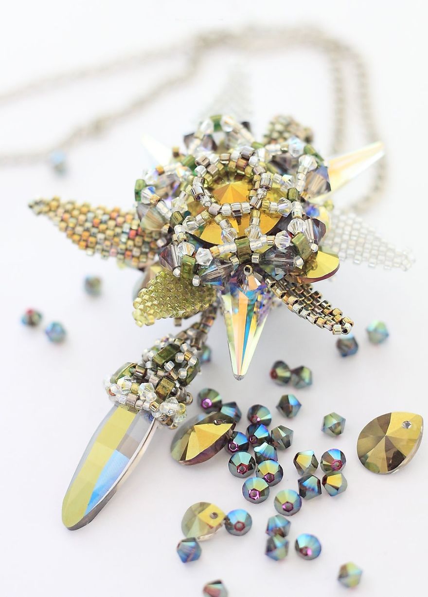 Gorgeous Seed Bead Webs: 12 Amazing Jewelries By Apollinariya Koprivnik