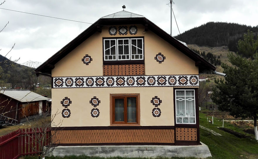 This Is The Most Underrated Artistic Village In The World