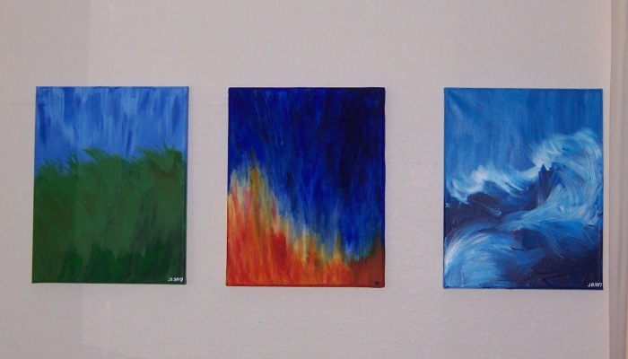 I Paint To Distract Myself From Chronic Illness