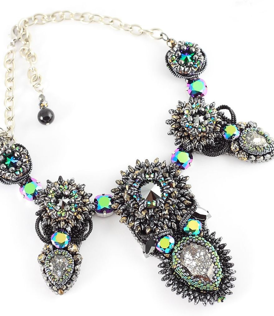 Gorgeous Seed Bead Webs: 12 Amazing Jewelries By Apollinariya Koprivnik