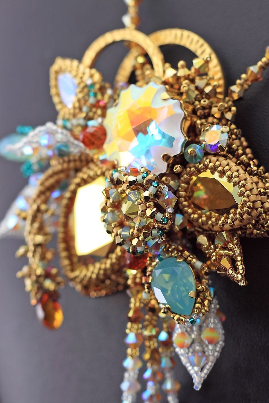 Gorgeous Seed Bead Webs: 12 Amazing Jewelries By Apollinariya Koprivnik