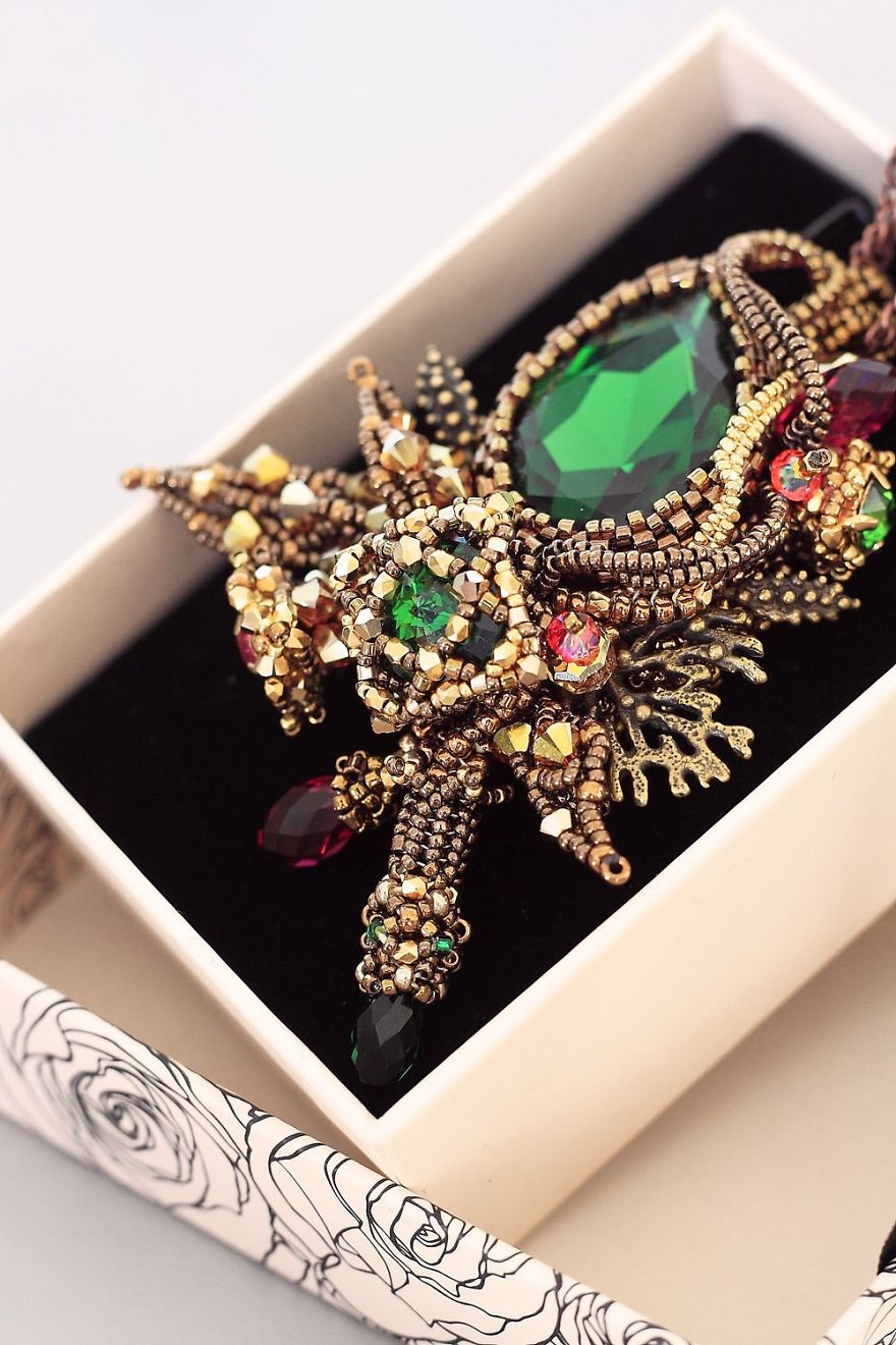 Gorgeous Seed Bead Webs: 12 Amazing Jewelries By Apollinariya Koprivnik