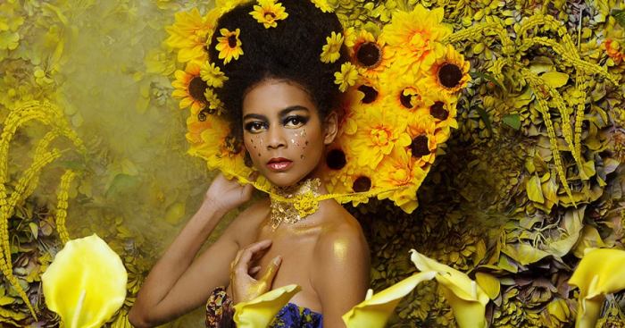 Photographer Creates Modern Day Images Inspired By Gustav Klimt Paintings