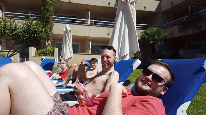 friends-invite-stranger-joe-mcgrath-7 friends-invite-stranger-joe-mcgrath-7