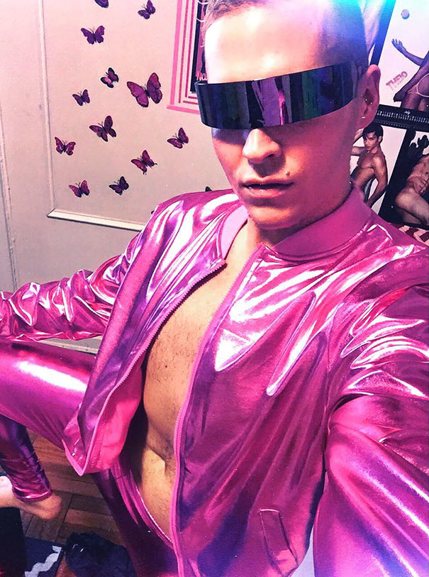 Well All That Dumb Shit I Ordered On Amazon When I Was Zooted Came In The Mail Today. So This Is My New Look