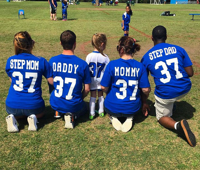 girl-soccer-game-photo-co-parenting-emilee-player-2