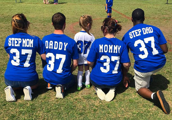 This Pic Of Divorced Couple Is Going Viral For The Sweetest Reason Ever