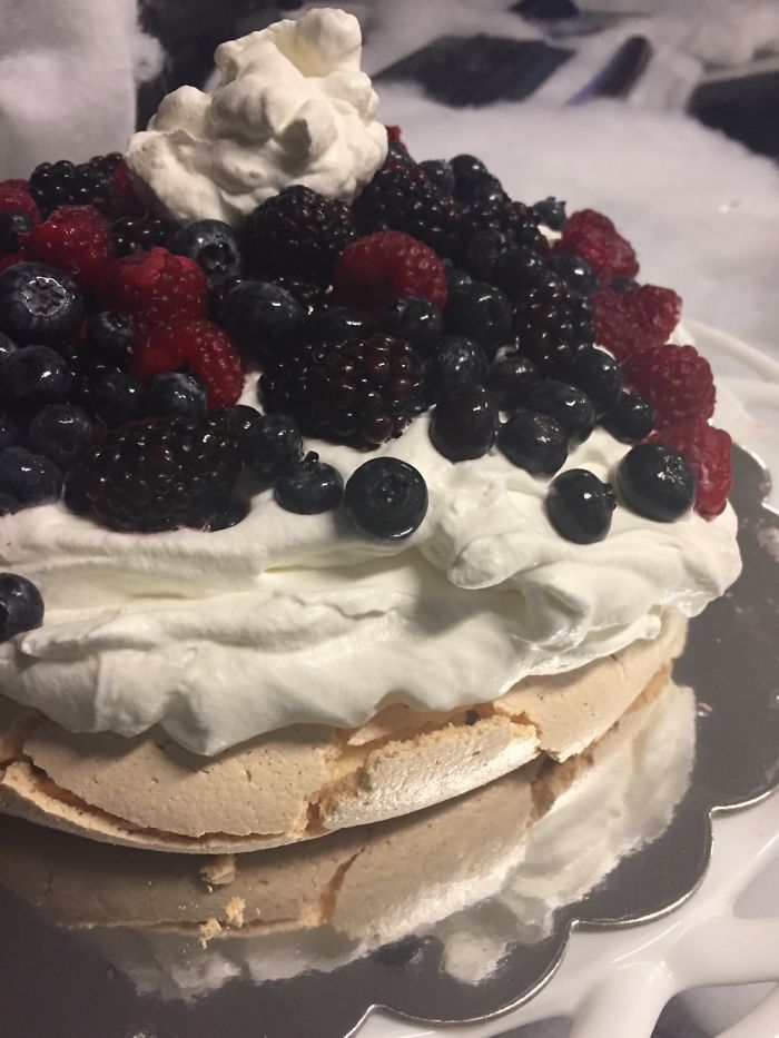 Not Sure If This Is A 'cake' Per De But It's Delicious! A Pavlova.