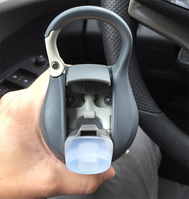 Found A Surprisingly Detailed Face In My New Water Bottle