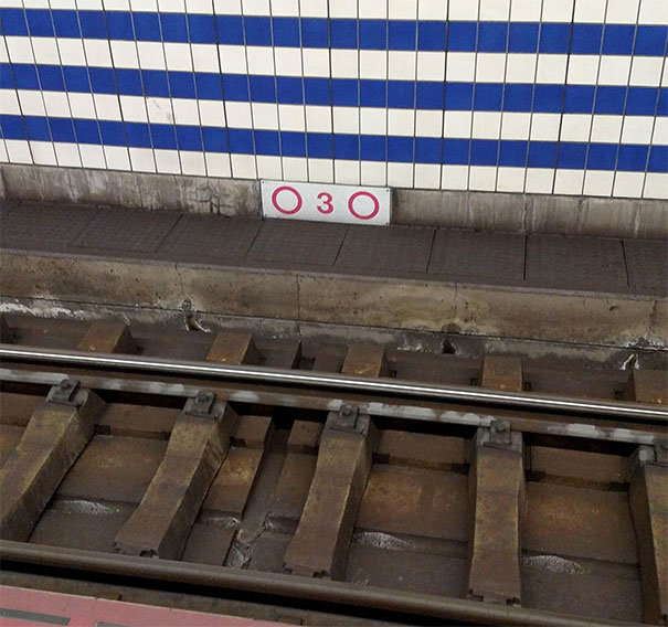 Every Morning This Guy Makes Kissy Faces At Me From Across The Tracks