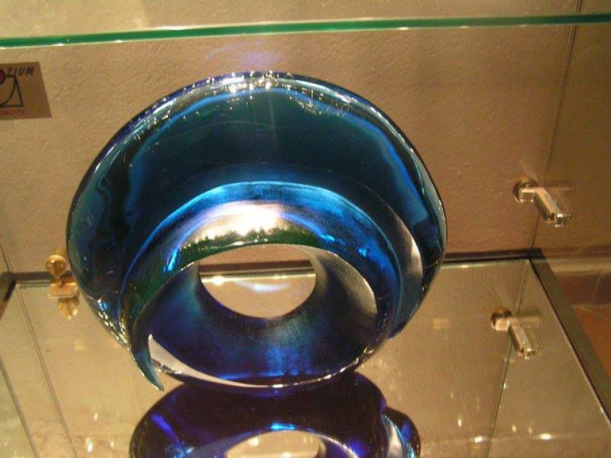 Glass Cuting Sculpture And Design