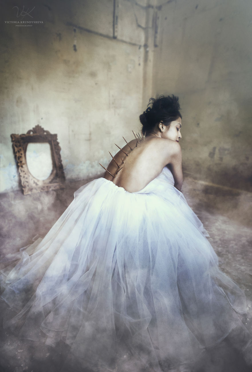 I Show The Darkness Of Depression Through Conceptual Photography I Show The Darkness Of Depression Through Conceptual Photography