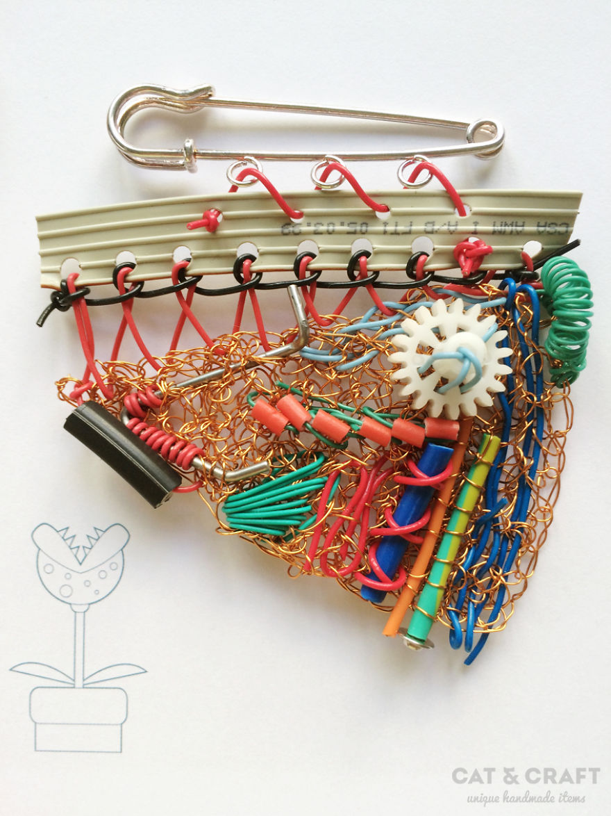 I Make Unique Geeky Jewelry Out Of Recycled Computers (10 Pics)