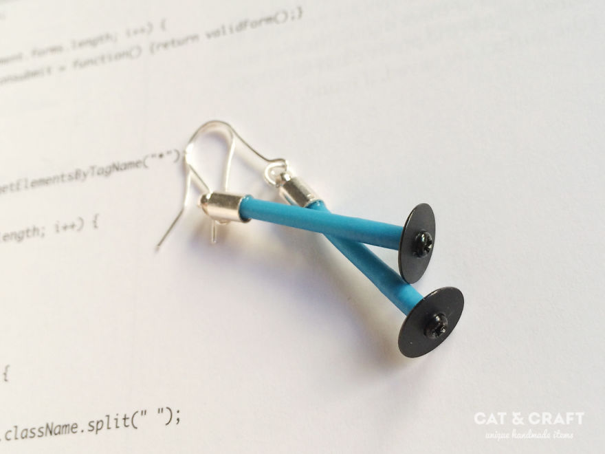 I Make Unique Geeky Jewelry Out Of Recycled Computers (10 Pics)