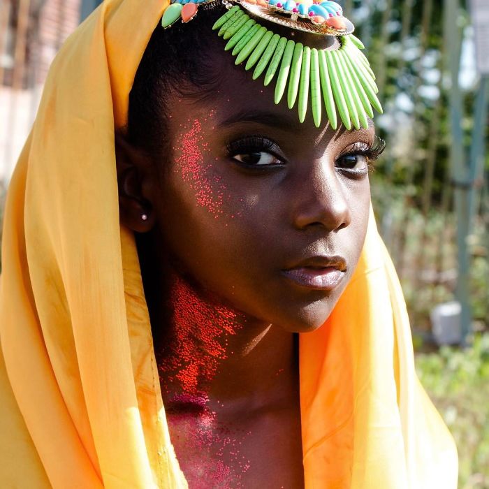 10-Year-Old Shuts Down Bullies By Launching Clothing Line That Helps People Feel Confident In Their Skin 10-Year-Old Shuts Down Bullies By Launching Clothing Line That Helps People Feel Confident In Their Skin