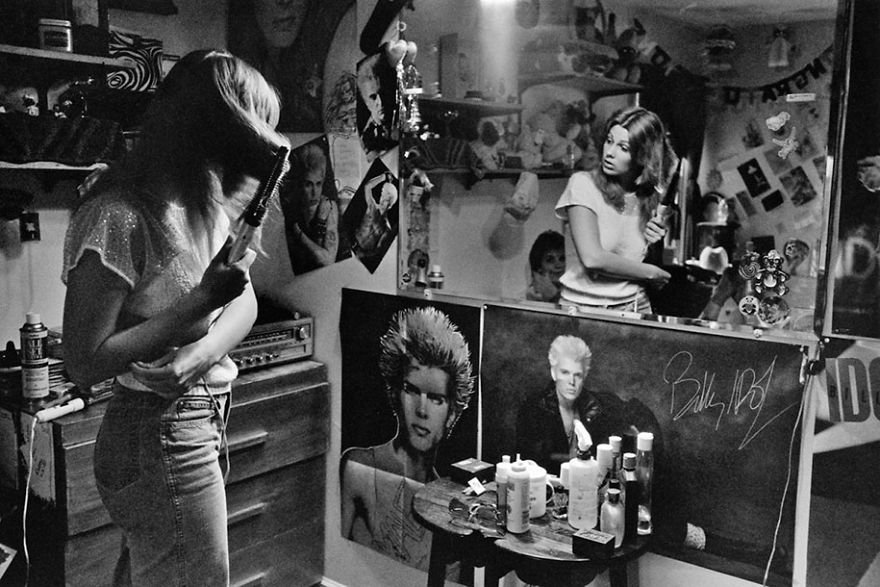 Nostalgic Portraits Of 1970s Rebel Youth Captured By High-school Teacher