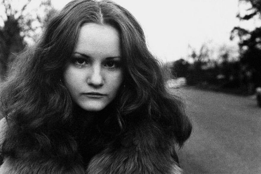 Nostalgic Portraits Of 1970s Rebel Youth Captured By High-school Teacher