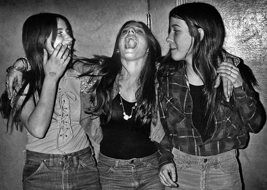 Nostalgic Portraits Of 1970s Rebel Youth Captured By High-school Teacher