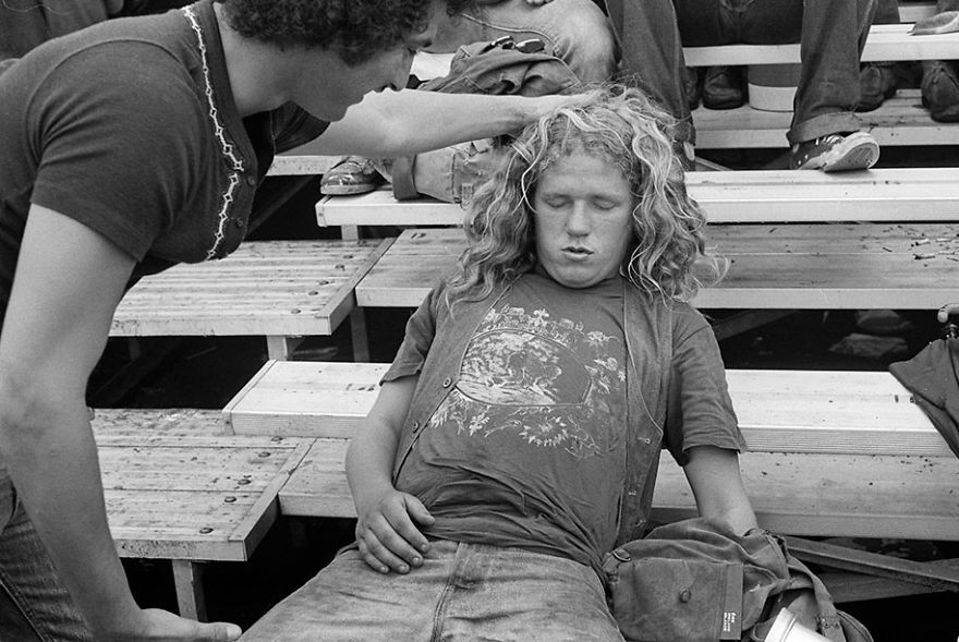 Nostalgic Portraits Of 1970s Rebel Youth Captured By High-school Teacher