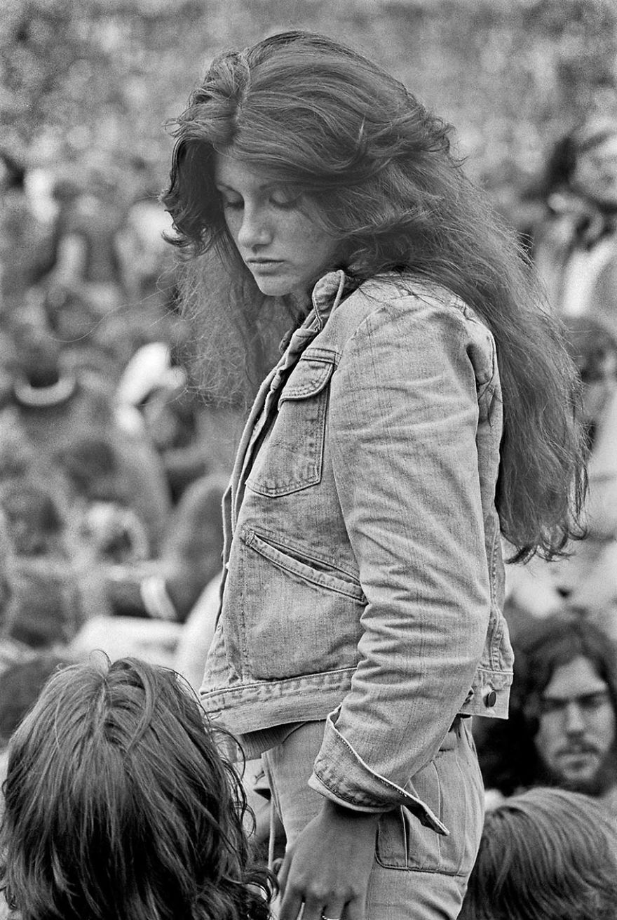 Nostalgic Portraits Of 1970s Rebel Youth Captured By High-school Teacher