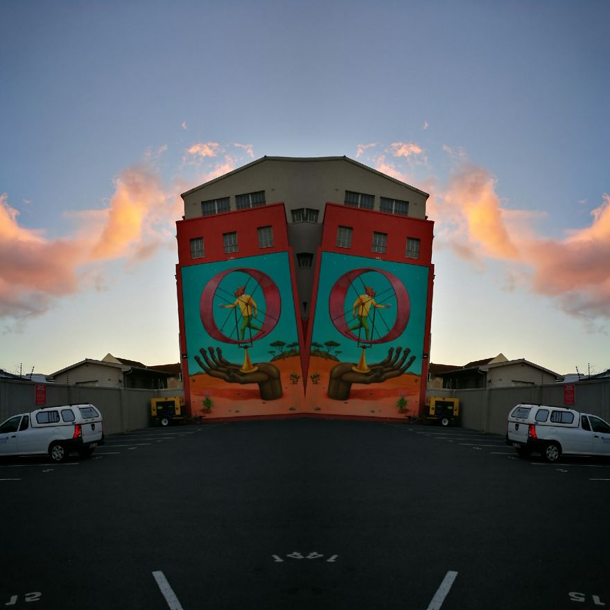I Travel Across South Africa For Business And Enjoy Shooting And Editing Surreal-Symmetric Cell-Phonography I Travel Across South Africa For Business And Enjoy Shooting And Editing Surreal-Symmetric Cell-Phonography
