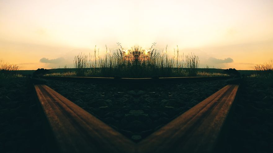 I Travel Across South Africa For Business And Enjoy Shooting And Editing Surreal-Symmetric Cell-Phonography I Travel Across South Africa For Business And Enjoy Shooting And Editing Surreal-Symmetric Cell-Phonography