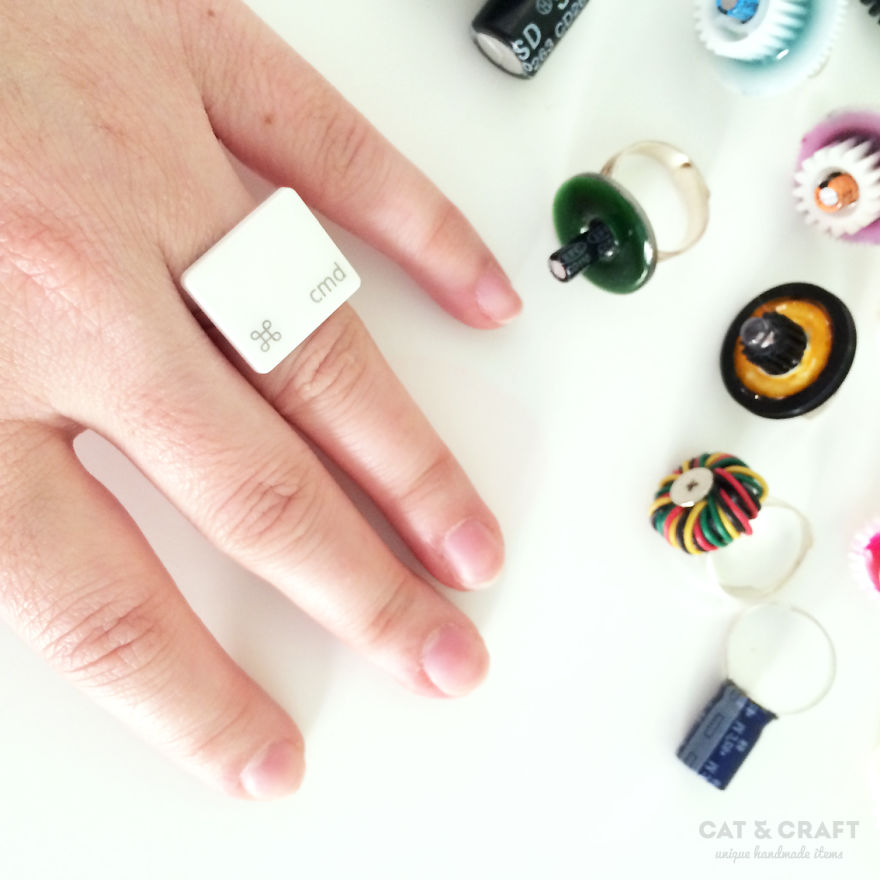 I Make Unique Geeky Jewelry Out Of Recycled Computers (10 Pics)