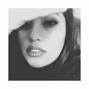 selena_correa avatar